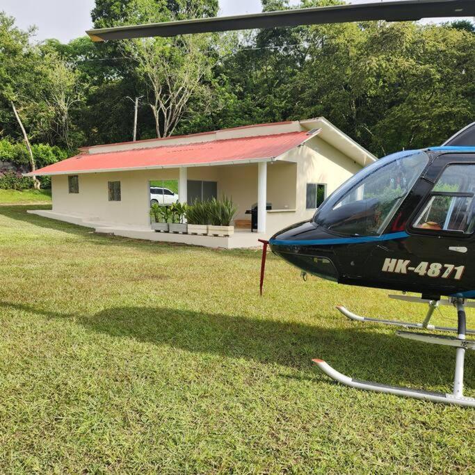 Villeta Casa De Campo Caracoli Spa Eksteriør billede